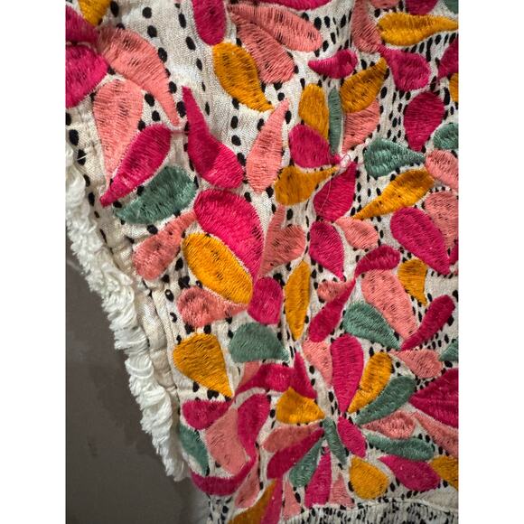 THML Embroidered Boho Top Size Large - Picture 6 of 7